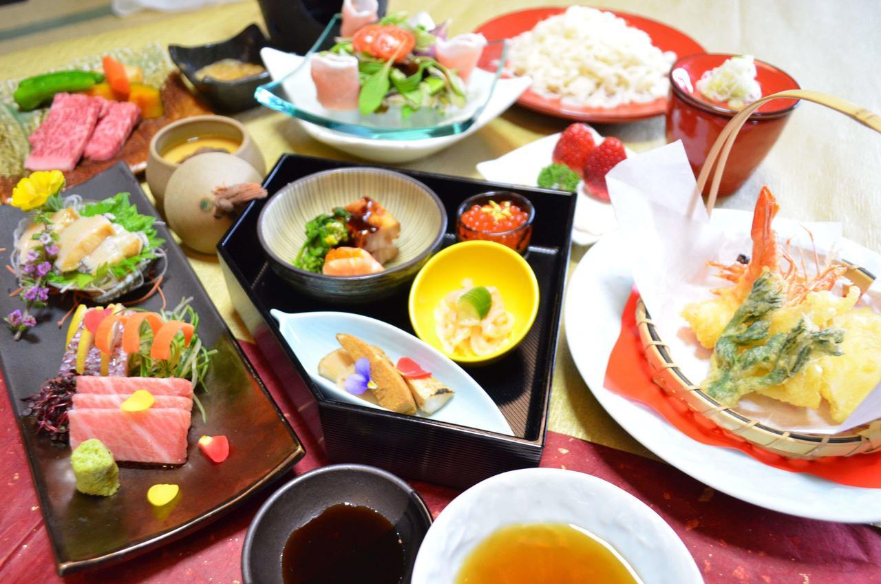 Takasaki Kannonyama Onsen Kinzanso Hotell Exteriör bild