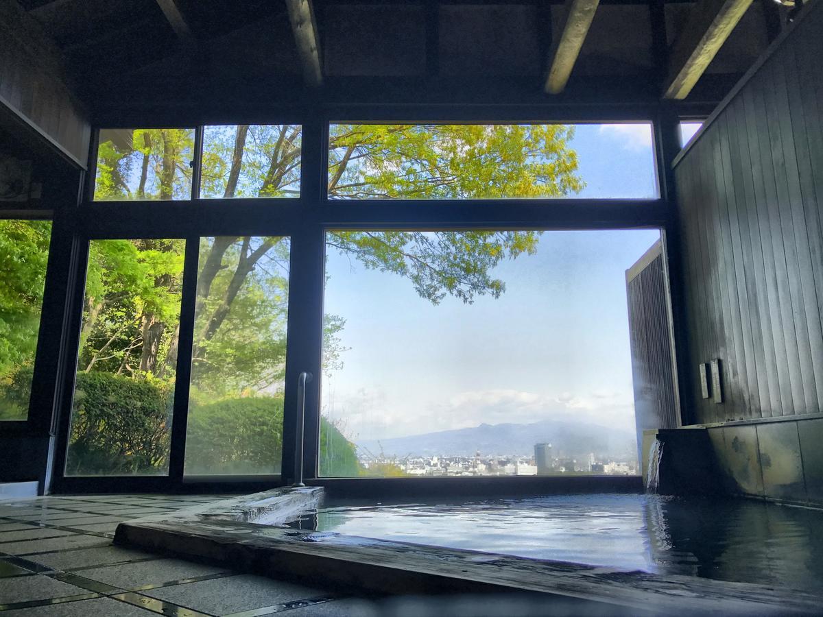 Takasaki Kannonyama Onsen Kinzanso Hotell Exteriör bild