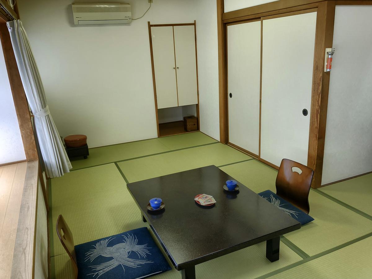 Takasaki Kannonyama Onsen Kinzanso Hotell Exteriör bild